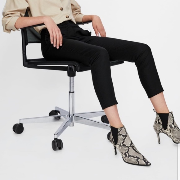 Zara Genuine Leather Snakeskin Ankle Boots SZ 8 - Picture 2 of 6